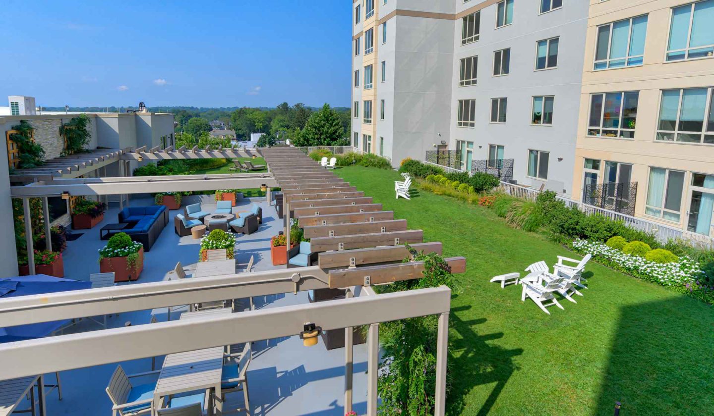 One_Ardmore-Courtyard-021920x1121